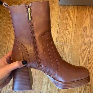 Steve Madden Maggie brown platform boot